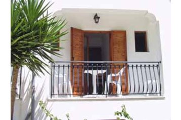 Family pension Agia Efimia 4